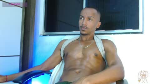         Mike Jay online show from May 19, 7:20 pm