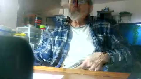 mikeyd1a online show from February 2, 5:43 pm