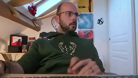 mikmik91 online show from January 7, 4:05 pm