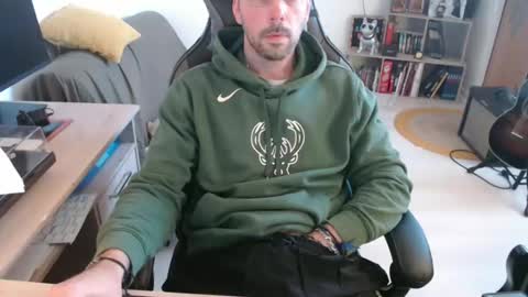 mikmik91 online show from March 3, 11:06 am