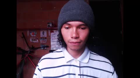 milesxoxo6969 online show from September 25, 6:07 pm