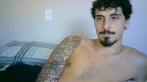 milkoffee online show from December 5, 7:40 pm