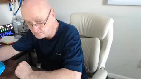 millenium0129 online show from March 9, 4:45 pm