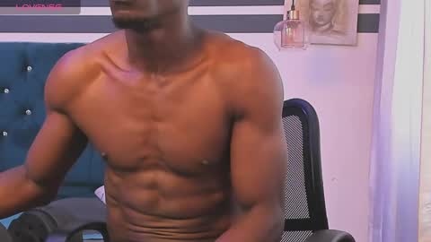 Miltonn online show from December 31, 7:40 pm