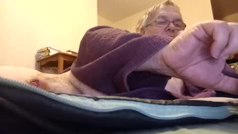 Snapshot of minos60200 chatting on February 17, 8:04 pm Stephano online show from February 17, 8:04 pm