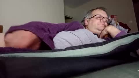 Snapshot of minos60200 chatting on December 31, 8:34 pm Stephano online show from December 31, 8:34 pm