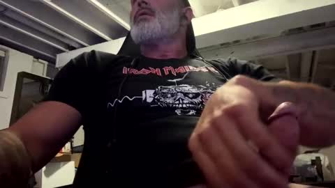 Snapshot of mister_bigg_dick chatting on September 23, 12:21 am AJ online show from September 23, 12:21 am