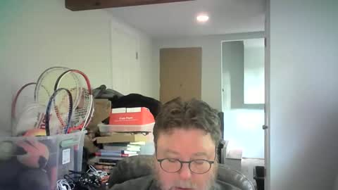 Mr. Happy online show from May 12, 10:40 pm