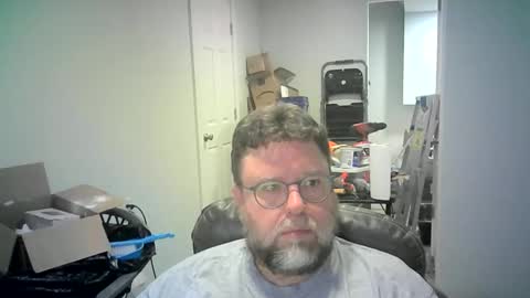 Mr. Happy online show from January 18, 5:53 am