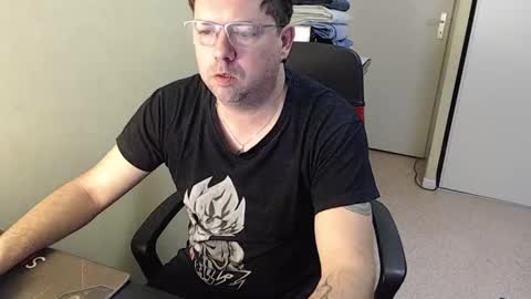 mistercoeur online show from February 5, 8:11 am