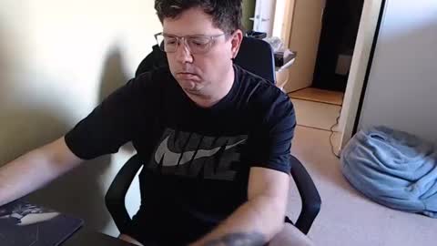 mistercoeur online show from February 14, 4:31 pm