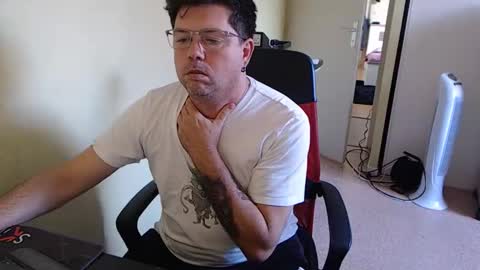 mistercoeur online show from October 11, 7:56 am