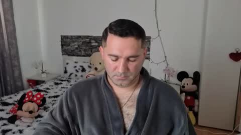 mistervybe online show from April 19, 6:24 am