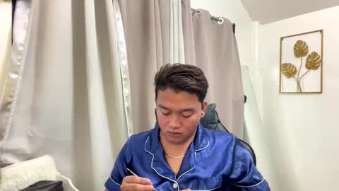 Michole Jay online show from February 3, 5:49 am