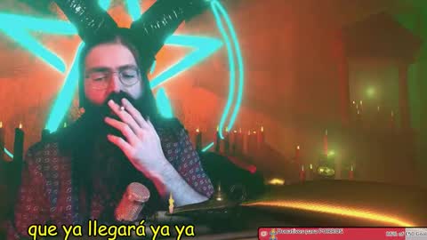 Lois online show from December 17, 8:15 pm