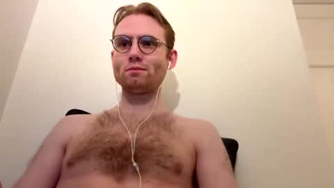 molliter online show from November 30, 1:07 am