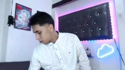 simon dice online show from March 6, 12:41 pm