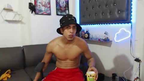 simon dice online show from February 8, 3:53 pm