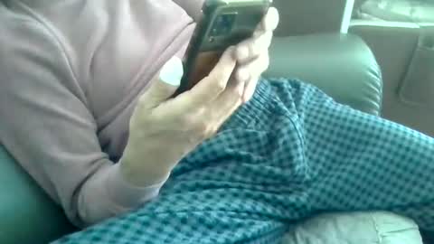 moonstone77 online show from March 6, 2:51 am