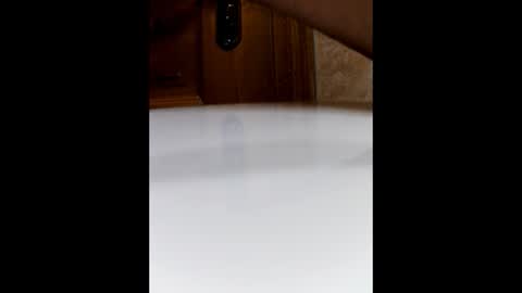 moos1 online show from March 20, 5:22 am