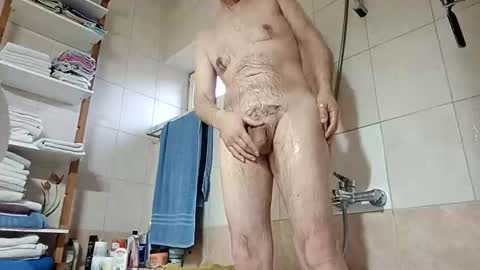 moos1 online show from February 11, 6:51 am