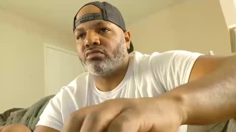 Snapshot of mr6ray chatting on October 11, 4:05 am mr6ray online show from October 11, 4:05 am