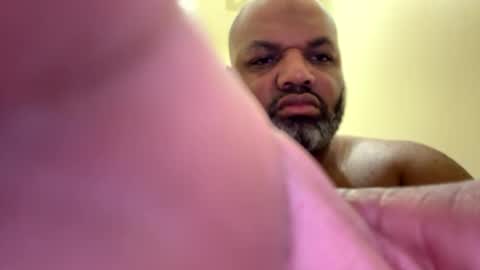 Snapshot of mr6ray chatting on January 9, 3:15 am mr6ray online show from January 9, 3:15 am