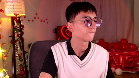 Mr Evans online show from February 9, 1:25 pm