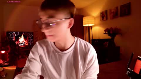 Mr Evans online show from September 17, 5:58 pm