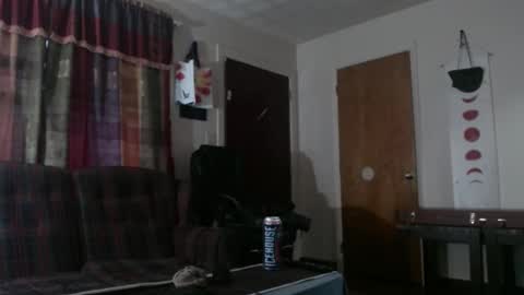 Snapshot of mr_happy12 chatting on October 13, 11:00 pm mr_happy12 online show from October 13, 11:00 pm