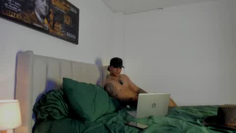 mr_maximo online show from April 1, 5:20 am