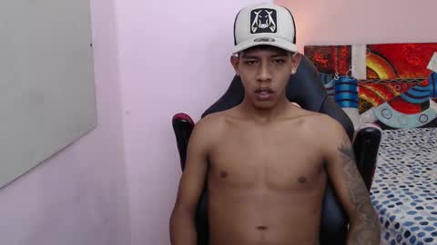 mr_stiven_ online show from January 22, 3:20 am