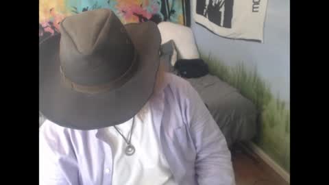 mr_strawberry online show from March 22, 4:56 pm