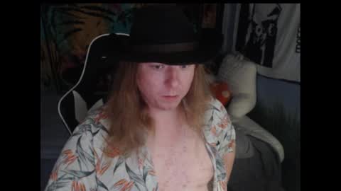 Snapshot of mr_strawberry chatting on September 29, 9:10 pm mr_strawberry online show from September 29, 9:10 pm