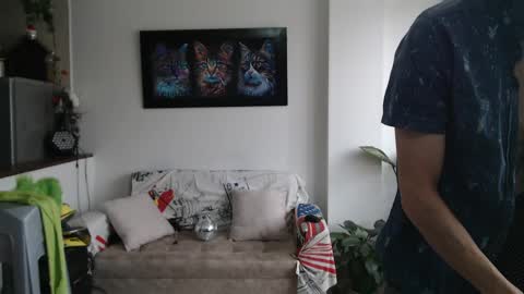 mrcock_col online show from May 11, 1:46 pm