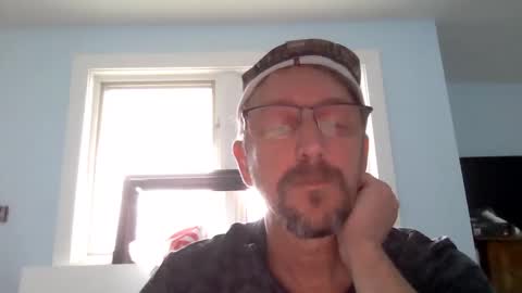 Snapshot of mrcumstain chatting on February 12, 9:54 pm mrcumstain online show from February 12, 9:54 pm