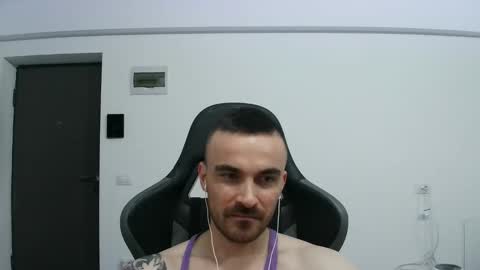 Victor online show from February 20, 7:08 pm