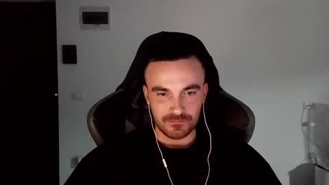 Victor online show from December 13, 7:10 pm