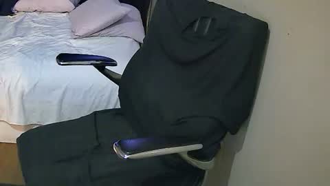 Muffdiver online show from January 26, 11:39 am