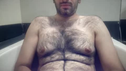 munnabobby2008 online show from April 11, 6:44 pm