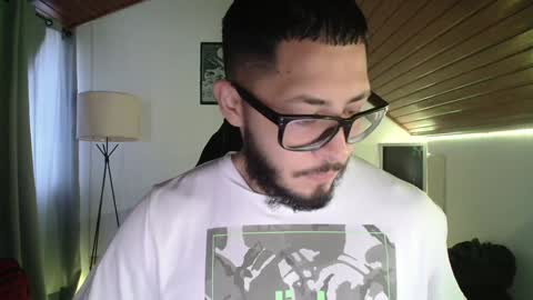 David Big online show from December 6, 11:11 am