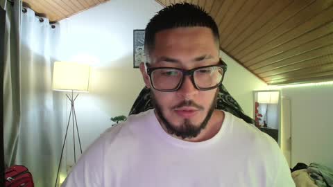 David Big online show from December 19, 4:34 am