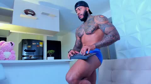 Nick online show from February 3, 11:05 pm