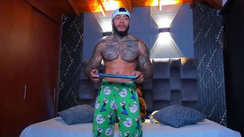 Nick online show from December 20, 6:24 pm