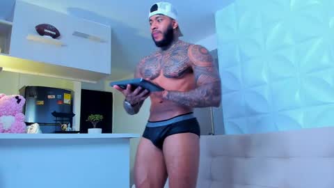 Nick online show from February 11, 11:44 pm