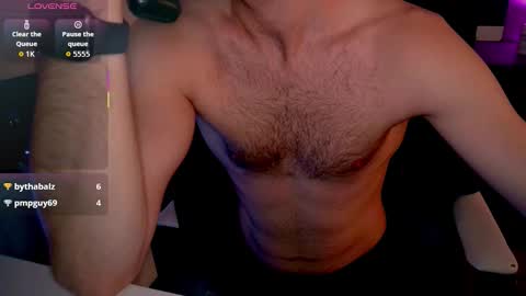 muscleedgernips online show from January 14, 12:37 am