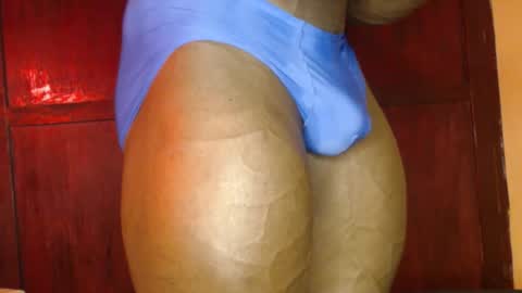 musclegod23 online show from November 25, 12:07 pm