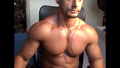 muscleoss online show from January 23, 9:39 pm