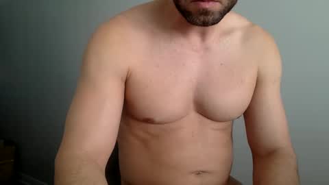 Snapshot of muscles4same chatting on February 1, 6:19 pm muscles4same online show from February 1, 6:19 pm