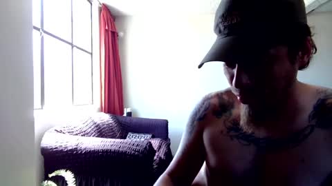 Maty online show from December 8, 5:44 pm